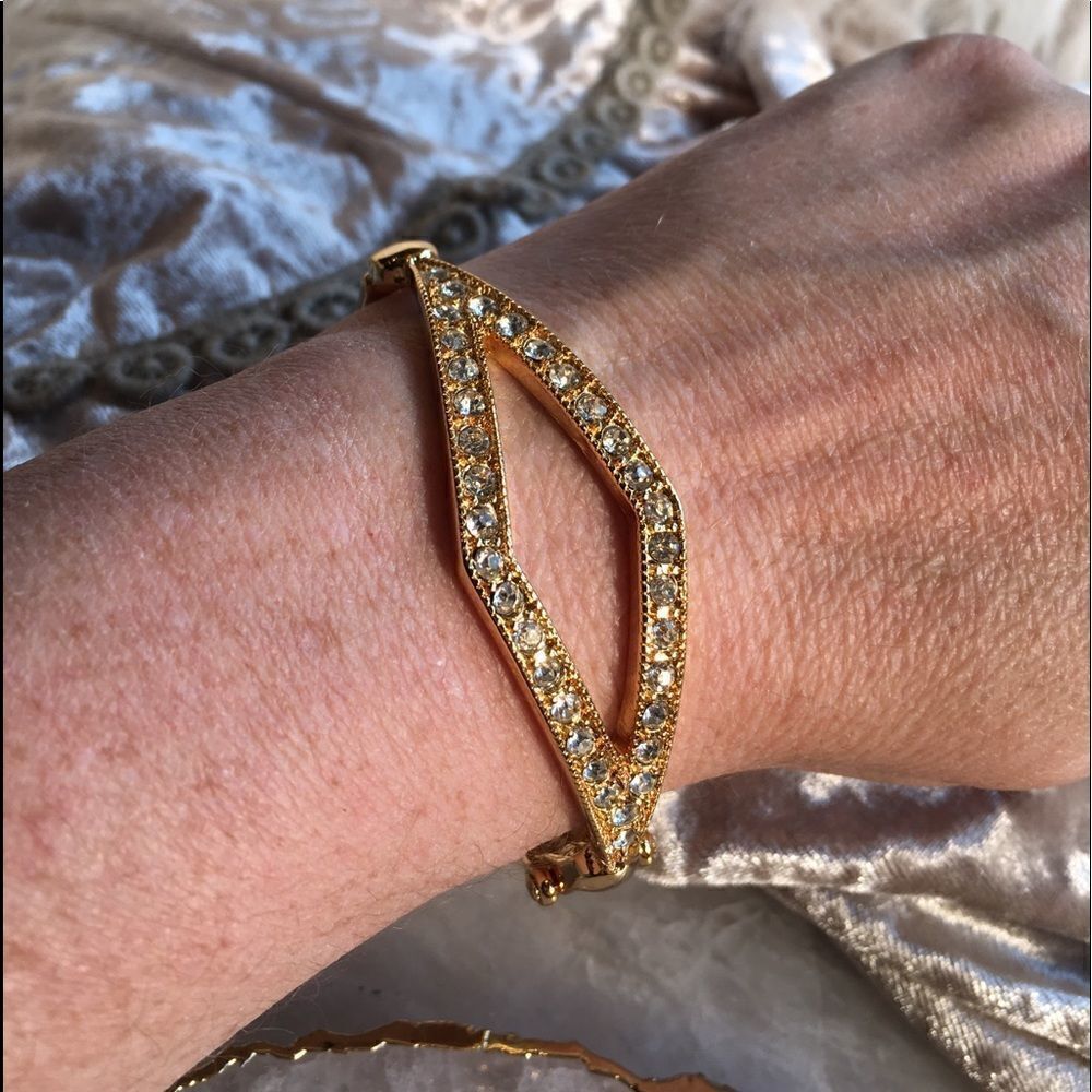 Diamond Shaped Bracelet!  - Picture 10 of 16